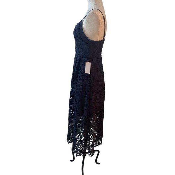 ASTR The Label Midi A-Line Dress Size Medium Navy Blue Lace Sleeveless New - Picture 2 of 10